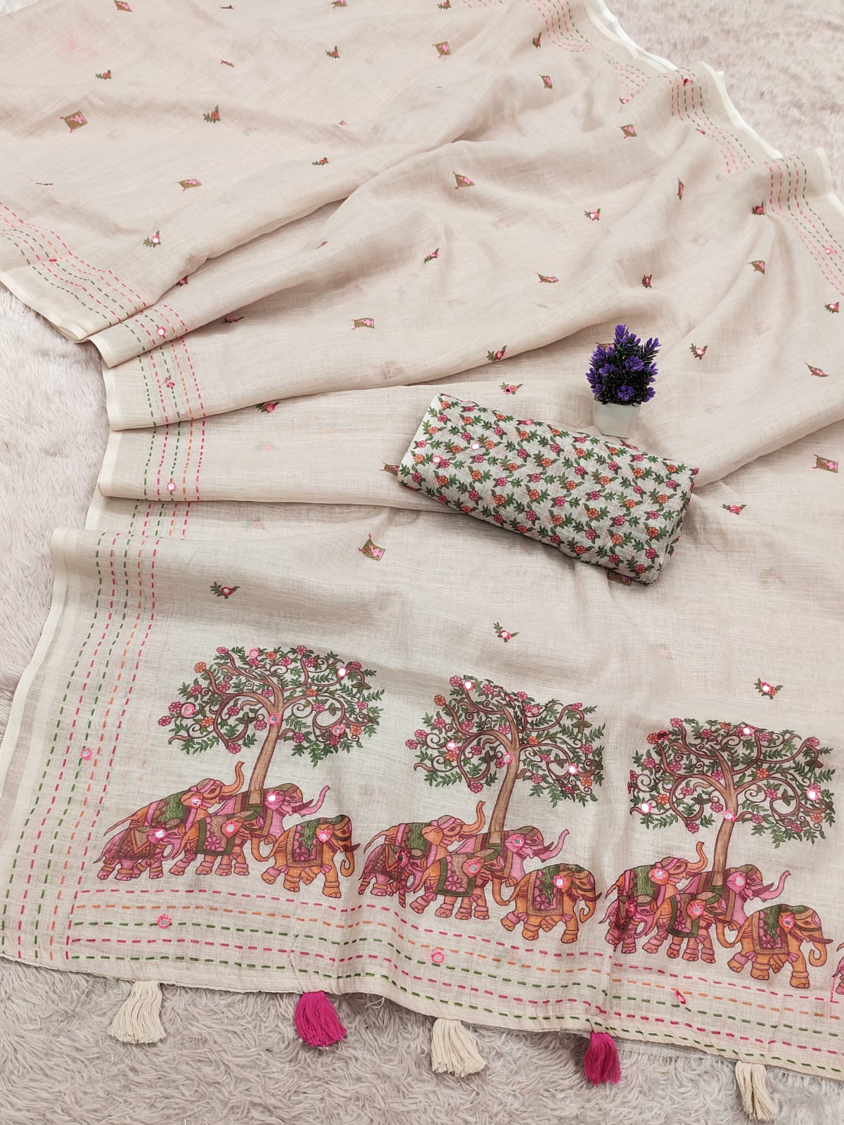 Women's Traditional Off-White Elephant Print Saree with Matching Blouse