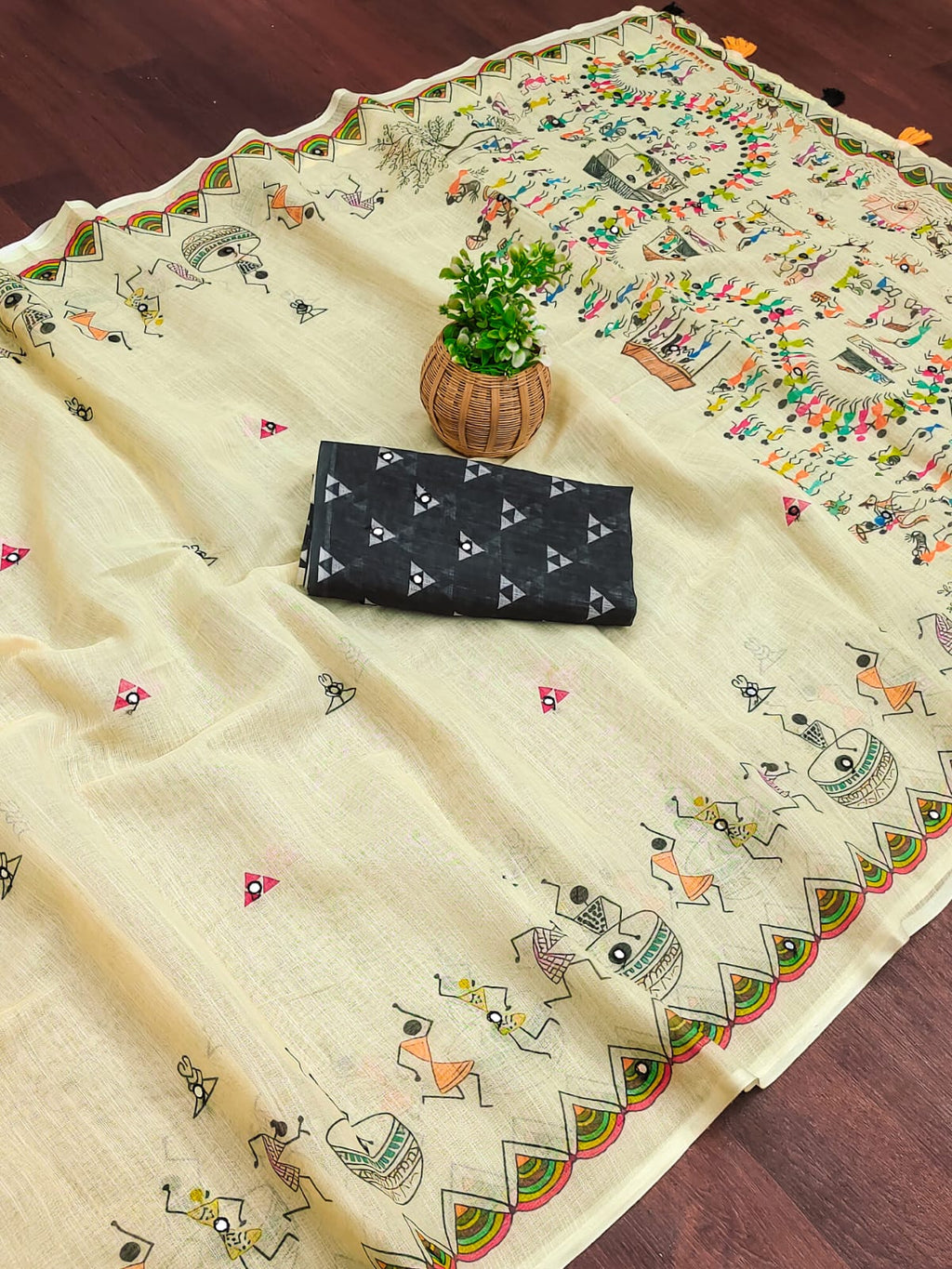 Heritage Cream Linen Saree with Vibrant Warli Art & Contrast Black Blouse
