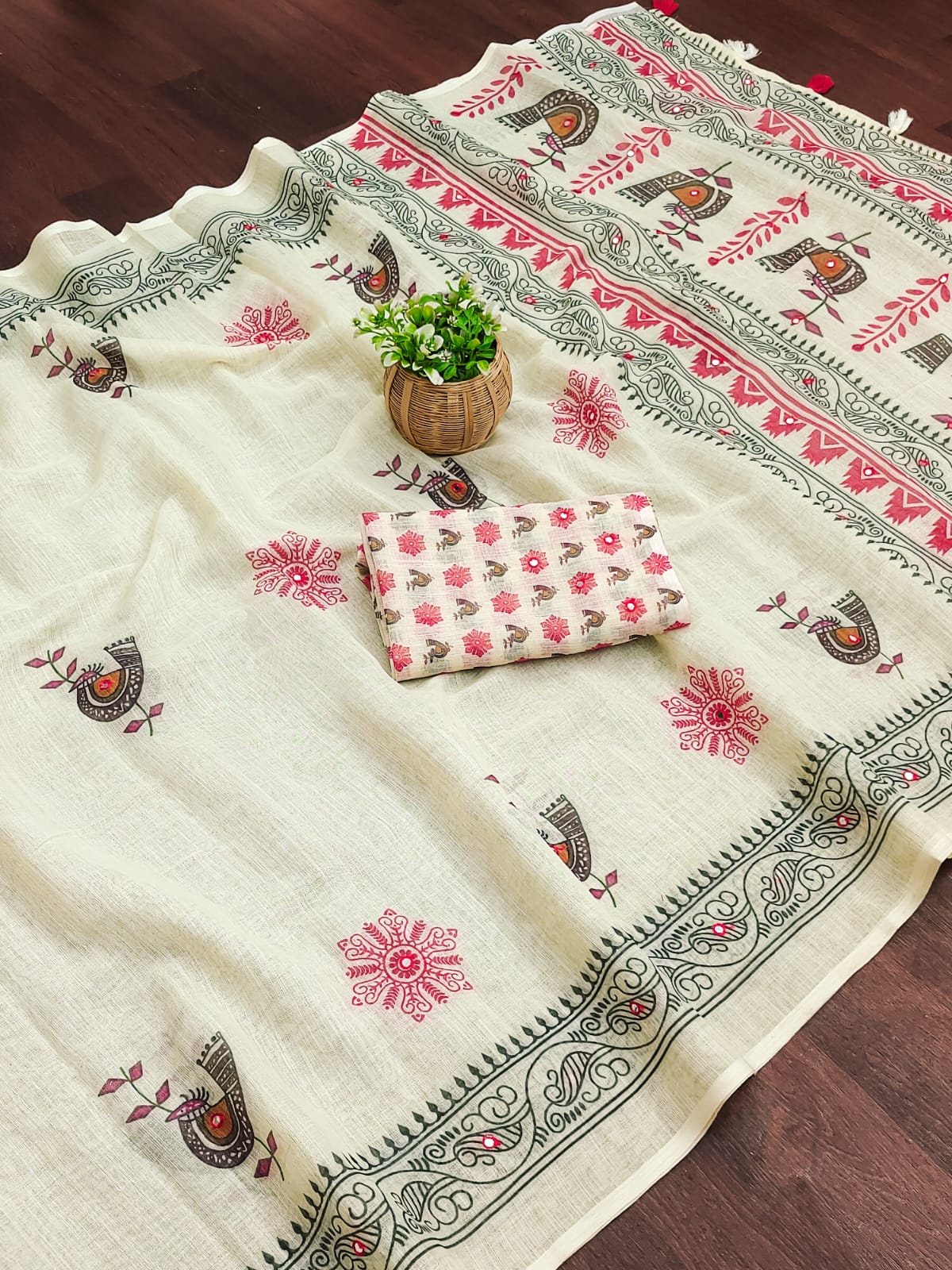 traditional Off-White Linen Saree with Ethnic Bird Print & Tassels
